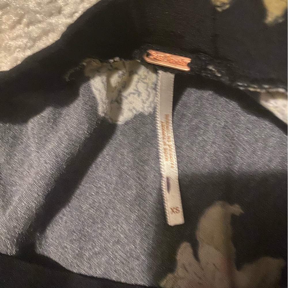 NOT AVAILABLE - Picture 2 of 2